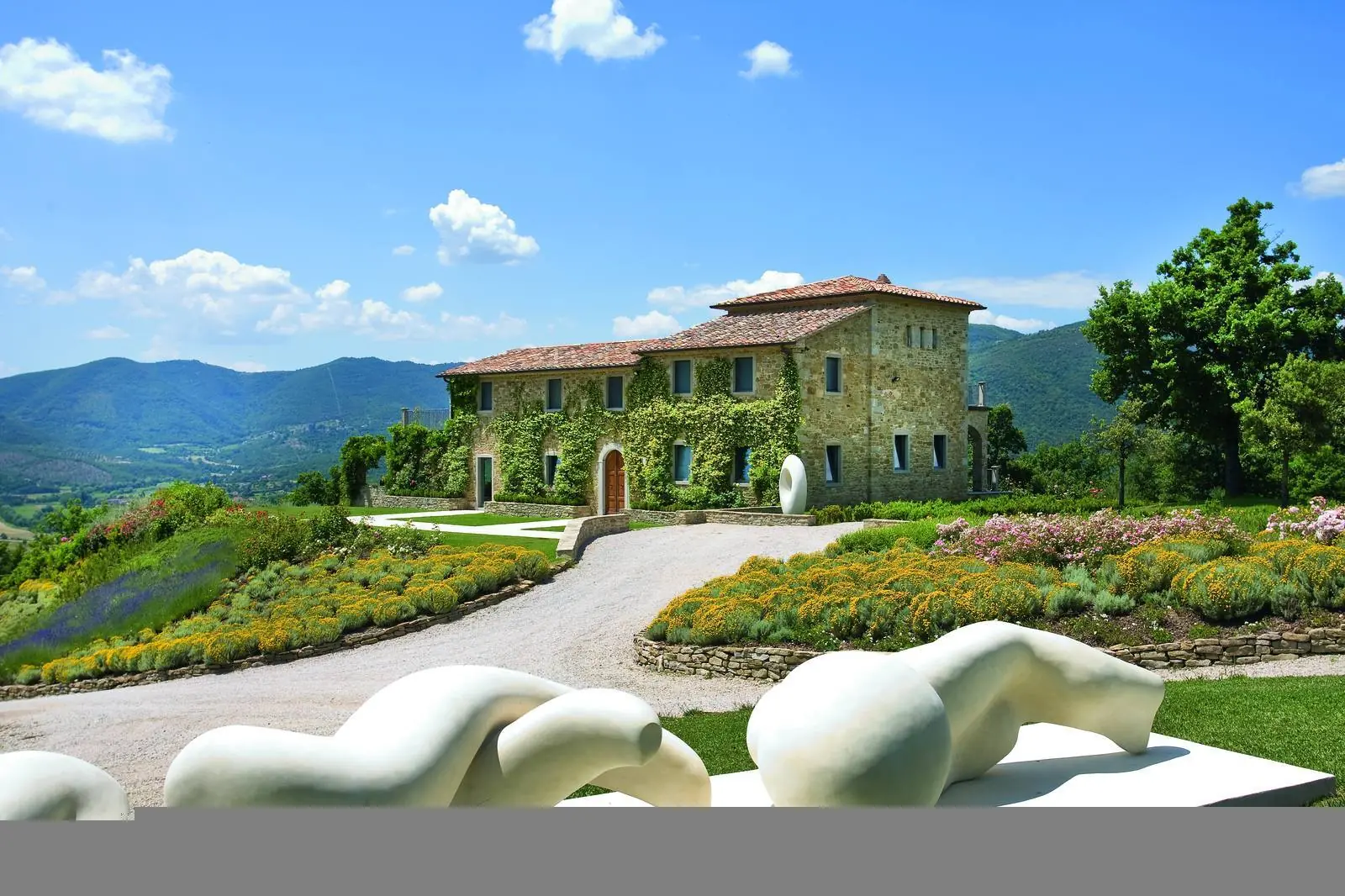 Villa Lavanda Lisciano Niccone, luxury restoration from ruin, Niccone Valley
